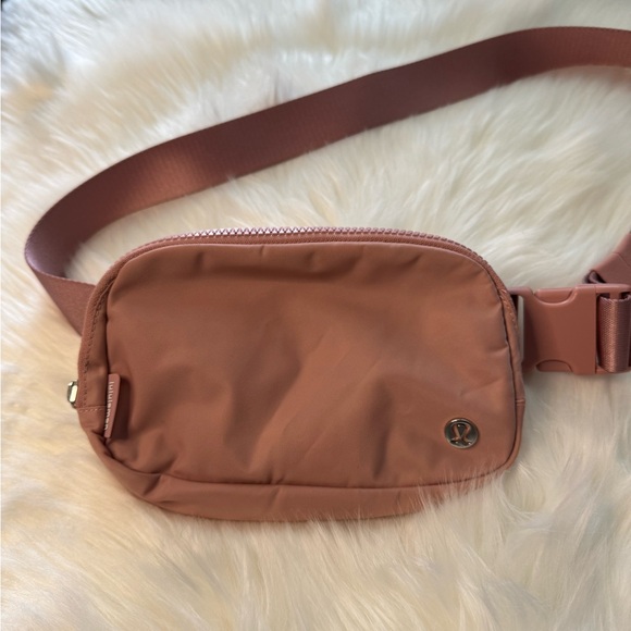 Lululemon Athletica Pink Belt Bag - Picture 3 of 7